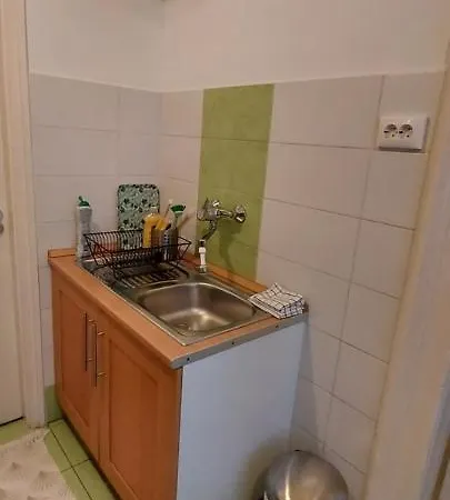 Apartment Raday Street - Your Own Ruin Pub In *