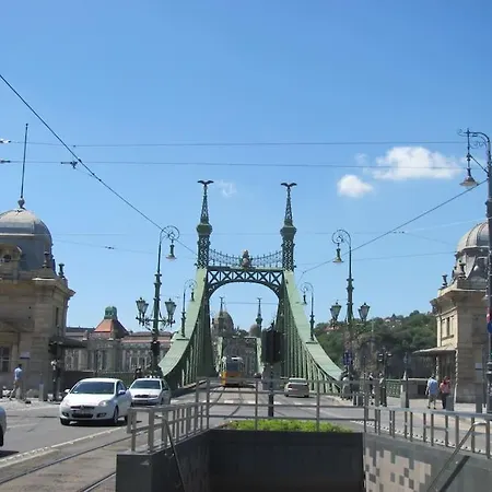 Raday Street - Your Own Ruin Pub In Apartment Budapest